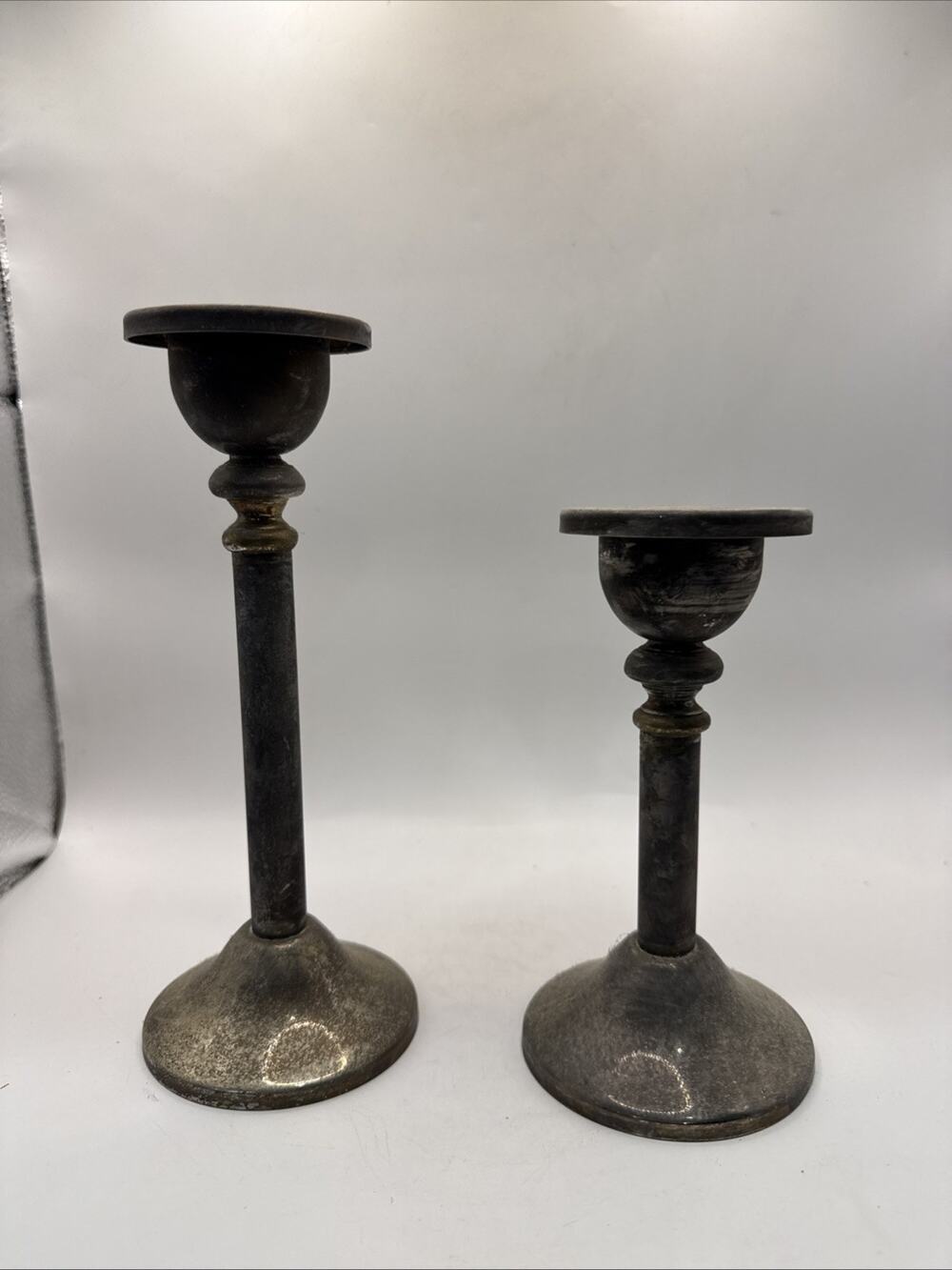 Vintage Pair Silverplate Metal Candlesticks Graduated 8” & 6” *